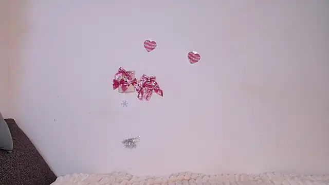 bellaa love  online show from February 20, 12:09 am