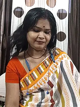 yoursweety09 online show from April 11, 8:18 am