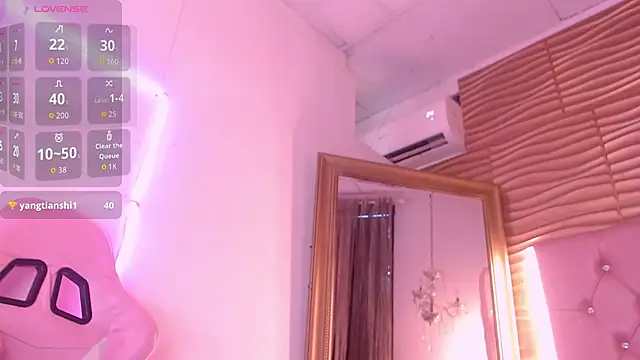 SashaDurante online show from September 26, 12:25 pm