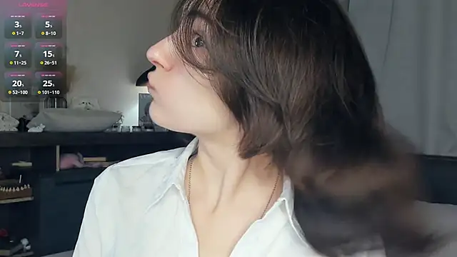 DracosMoon online show from February 3, 7:24 am