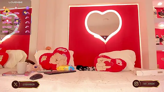 TabyJhonson online show from September 27, 1:40 pm