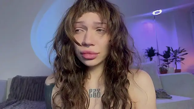 PaulaPratt online show from December 22, 6:16 am