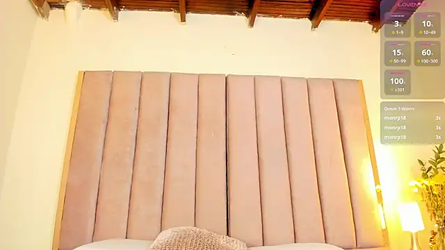 VICTORIA RASH online show from February 22, 7:59 pm