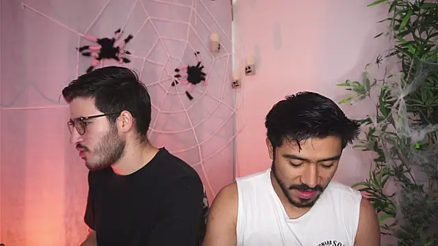 Tony Wylie online show from October 18, 4:53 pm