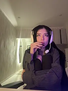 Velvetsky 1 online show from January 13, 7:40 pm