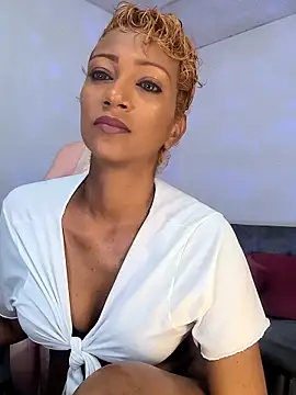 Amaliu  online show from September 14, 4:38 pm