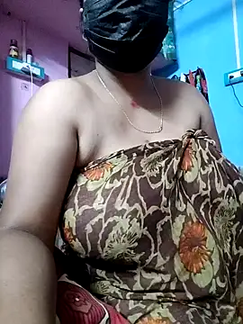 BERRY 00 online show from April 4, 10:25 am