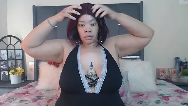 LaCaramellaChocolatia online show from September 30, 9:48 am