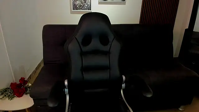 crimson tati  online show from September 19, 4:11 am