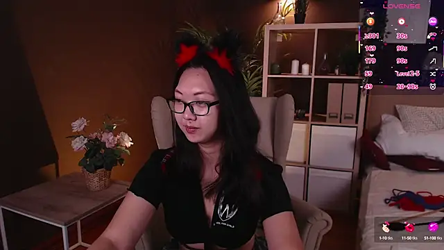 Marine Vact online show from September 18, 2:04 pm