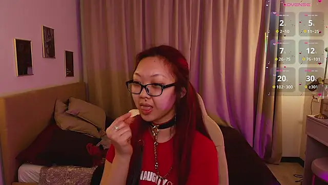 Marine Vact online show from March 15, 2:52 pm