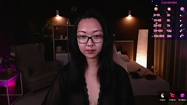 Marine Vact online show from October 10, 2:11 pm