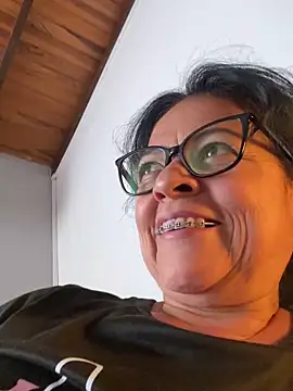 Sharongirl07 online show from March 11, 7:49 pm