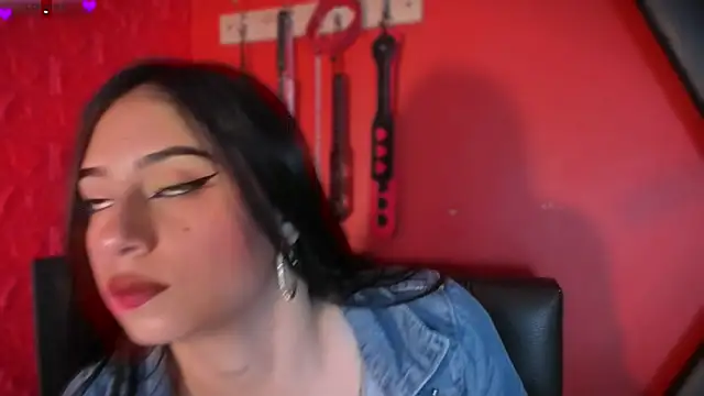 Monttserratt online show from March 31, 3:34 pm