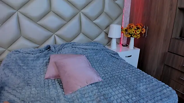 Im gaia online show from September 11, 1:55 pm