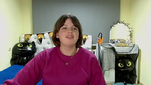 StaceyLex online show from October 17, 8:17 am