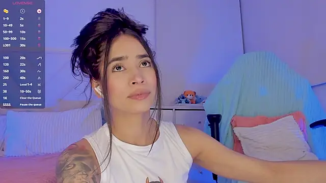 misscassidy  online show from March 16, 5:44 am