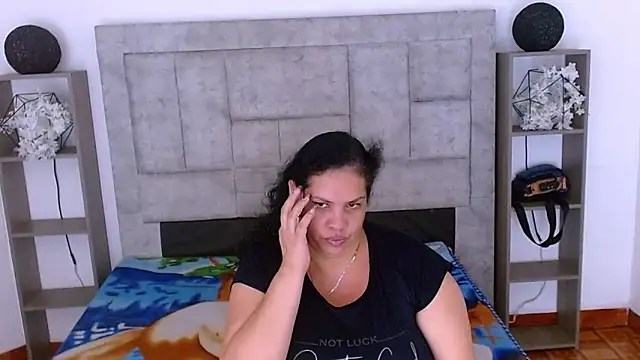 Candy and Jh0n online show from February 17, 7:57 pm