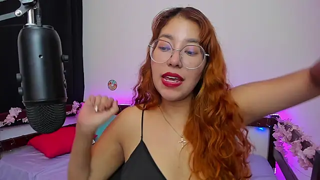  Moon Johnson online show from September 16, 4:09 am