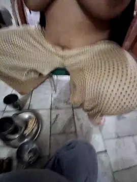 menakshiiikaur online show from March 31, 2:33 am