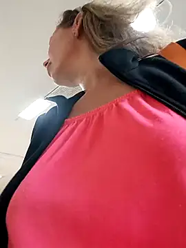 uber babe online show from February 24, 11:53 am