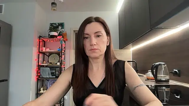 jainesummer online show from December 5, 9:54 am