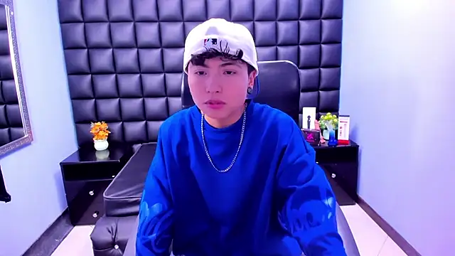 Im Mathias online show from September 16, 8:39 pm