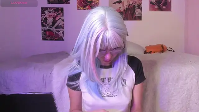 Luna-Chann online show from November 23, 8:54 pm