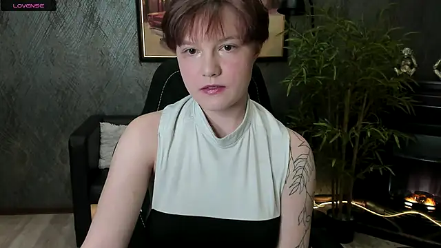 DreamyLuna online show from November 21, 8:22 pm