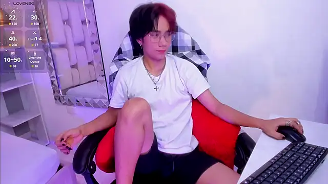 Eriol  online show from September 13, 2:03 pm