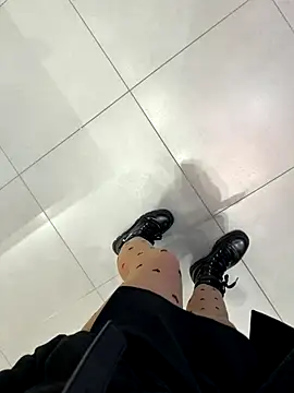 Secret couple  online show from December 2, 9:33 am