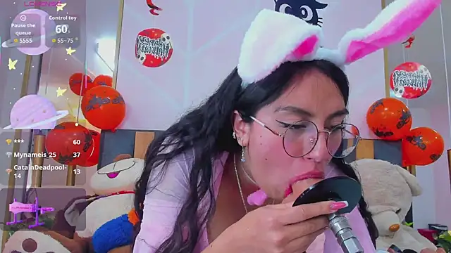 MadyJackson online show from October 15, 1:03 pm