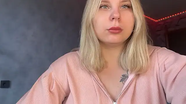 Thalia  Star online show from December 2, 9:55 am