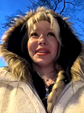 babydolll online show from December 5, 1:45 pm