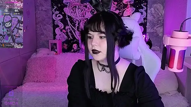 ClaireFaers  online show from November 21, 8:11 pm