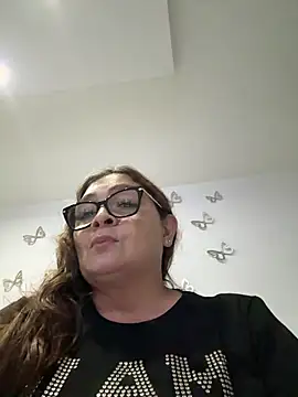 AntonellaAlondra4 online show from June 4, 12:05 am