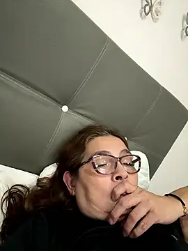 AntonellaAlondra4 online show from January 8, 3:10 am