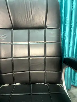 poision51 online show from December 15, 5:12 am