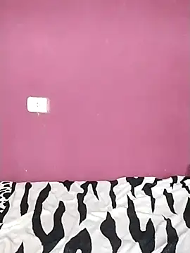 sweetbabyass online show from September 18, 8:40 pm