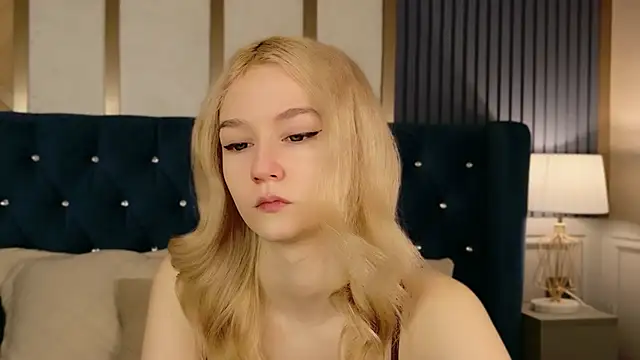 NaomiLoys online show from February 27, 10:37 am