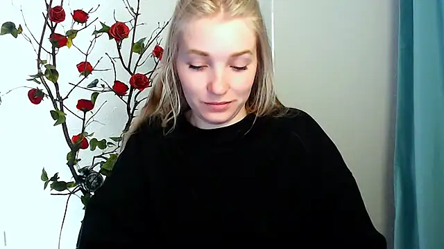 Queen ofLove online show from April 28, 1:15 pm