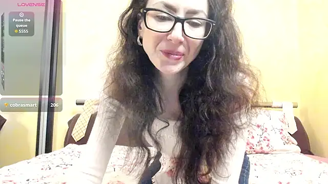 Baby Jewel online show from February 18, 11:20 am