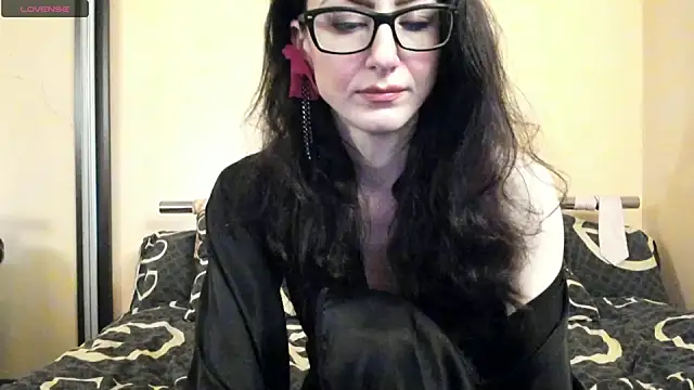 Baby Jewel online show from March 3, 11:16 am