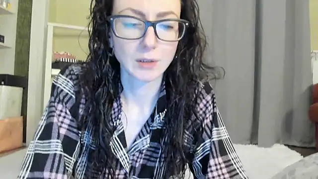 Baby Jewel online show from October 21, 11:03 am