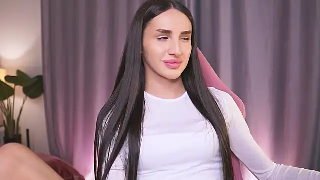 Kim Oberlin  online show from October 3, 11:59 am