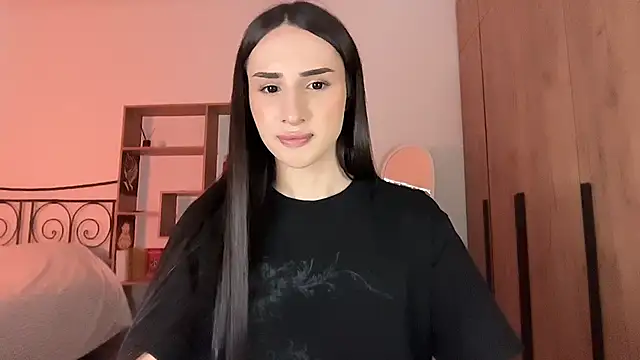 Kim Oberlin  online show from April 16, 12:16 pm