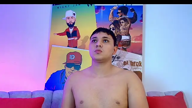 couple lovelyds online show from February 25, 8:40 pm