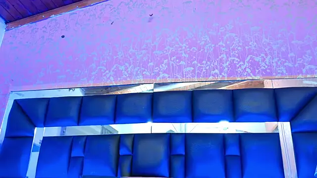 Sofia martiin online show from October 3, 3:33 am