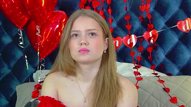 SelinSwarovski online show from February 13, 8:10 pm