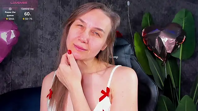 Lillian White online show from March 7, 1:01 am